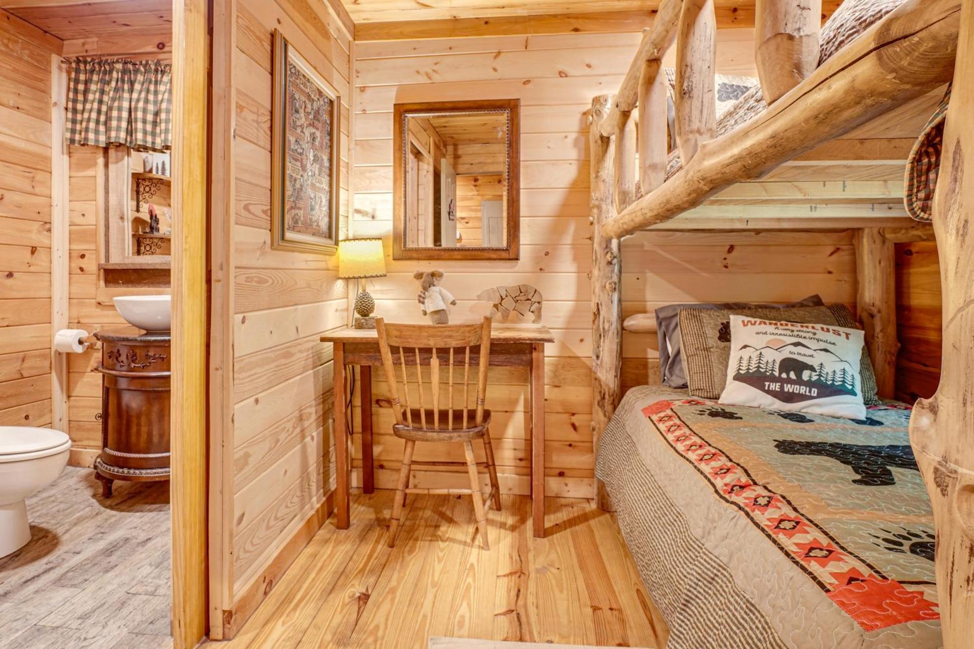 North Georgia Mtn Escape With Hot Tub And Games! Villa Sautee Nacoochee Exterior photo